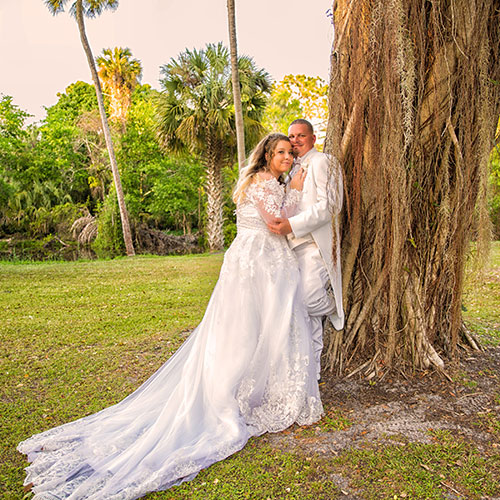 tree wedding photo