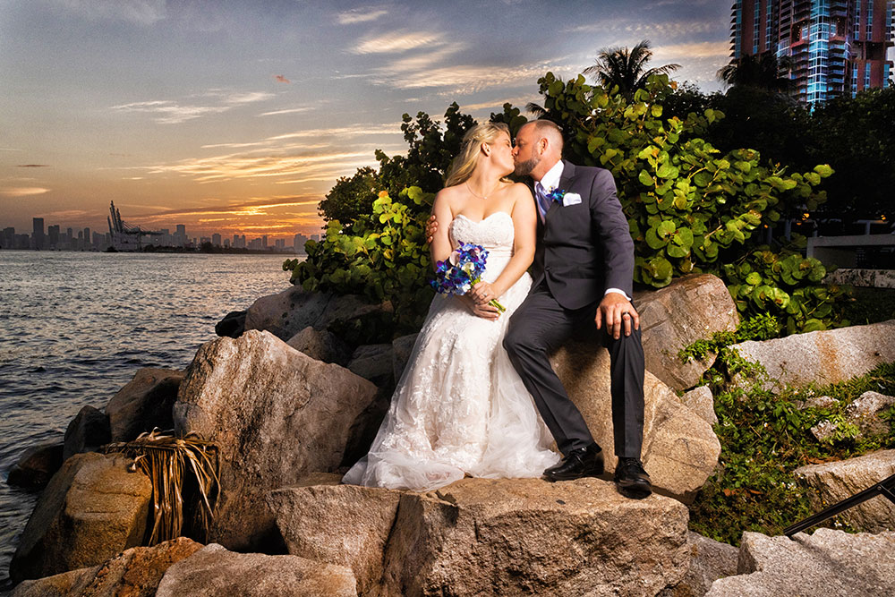 Skyline wedding photos in SW Florida