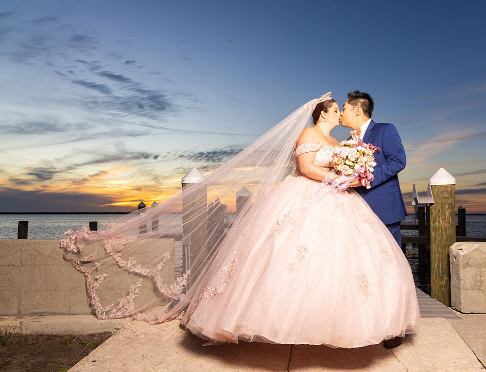 Wedding couple near the Gulf of Mexico